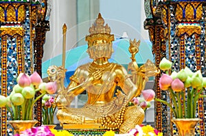 Erawan Shrine photo