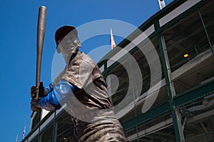 Ernie Banks Statue