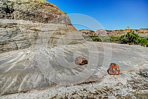 Erratic rocks left over from glacier movements in Alberta`s Dinosaur Provincial Park