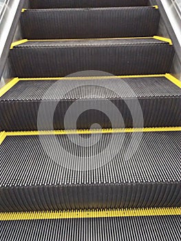 escalator of buding