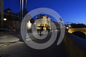 Escena nocturna de la Ribera cordobesa. photo