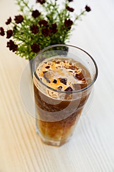 Espresso tonic