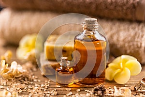 Essential aroma oil