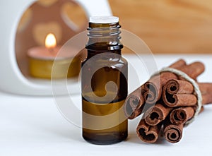 Essential cinnamon oil