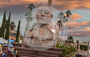 estatua de santo toribio mexico photo