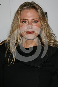 Estella Warren, Rage