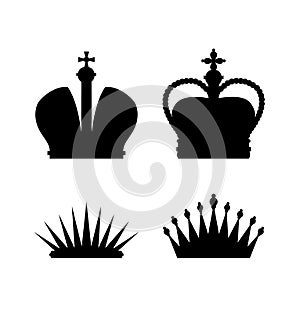 Et of different crowns. Vector icons collection of isolated black silhouettes of crowns and diadems