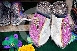 Ethnic slippers