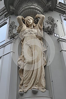 Woman statue