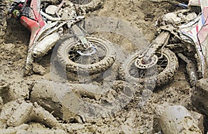 Euduro bike fall down in track.