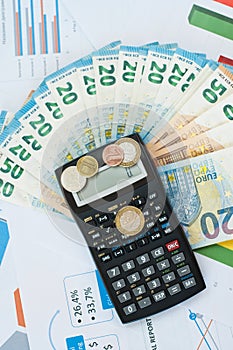 Euro banknotes, calculator, 1000 Euro
