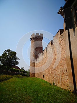 Europe, France, Bas Rhin, Obernai, guard tower and rampart