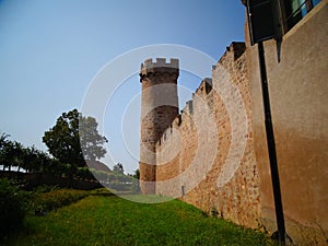 Europe, France, Bas Rhin, Obernai, guard tower and rampart
