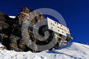 Europe highest camp: MÃ¶nchs hut at Eiger, MÃ¶nch and Jungfrau i