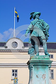 Europe, Scandinavia, Sweden, Gothenburg, Gustav Adolfs Torg, Bronze Statue of the town founder Gustav Adolf at Dusk