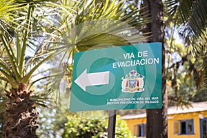 Evacuation sign photo