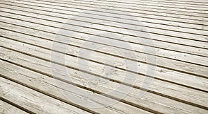 Even terrace wood, planks going evenly