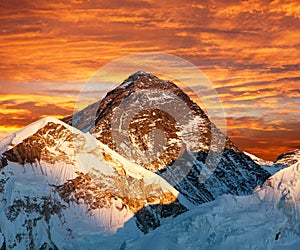 Evening colored view of Mount Everest from Kala Patthar