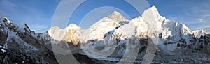 Evening panoramic view of Mount Everest from Kala Patthar