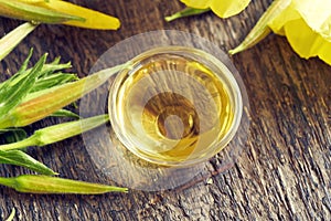 Evening primrose or Oenothera biennis oil - a natural skin remedy