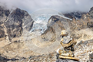 Everest base camp trek in Himalaya mountains