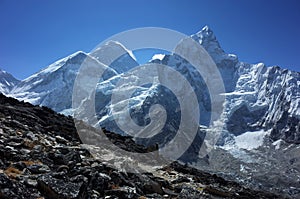 Everest trek, Mountain Everest and Nuptse seen from the way to Kala Patthar, Nepal