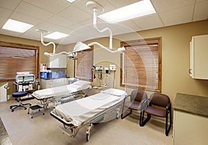 An exam room at an urgent care medical clinic.