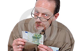 Examining euro banknote