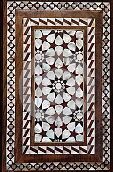 Example of Mother of Pearl inlays