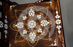 Example of Mother of Pearl inlays art