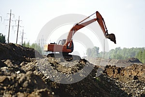 Excavate the road day pit photo