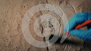 Excavating Ancient Man Image Generic Old Carving