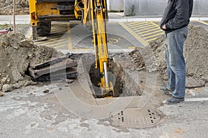 Excavating collapsed sewer line