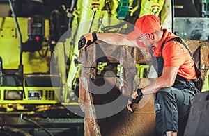 Excavator Machine Repair