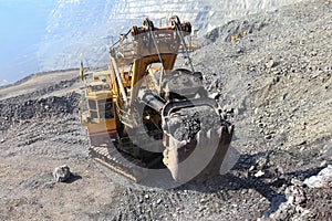 Excavator work in a quarry