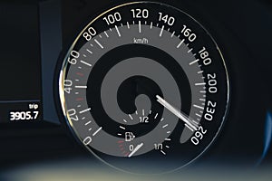 Excessive speed indicating vehicle speed indicator