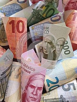 exchange rate of mexican and european money