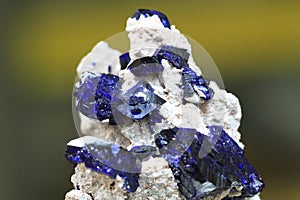 exclusive azurite mineral quartz