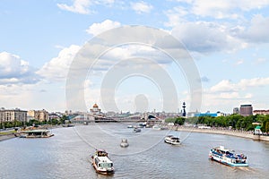 Excursion ships in Moskva Rive, Moscow