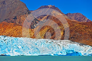 Excursion to the white-blue glacier