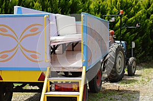 Excursion traktor trailer