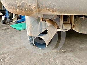 Exhaust pipe of diesel engine