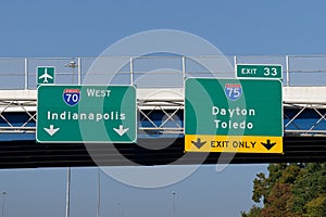 exit 33 for Interstate 75 toward Dayton and Toledo, Ohio