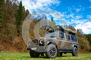 Expedition vehicle photo