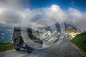 Expedition vehicle photo