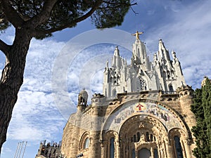 Expiatory Church of the Sacred Heart of Jesus photo