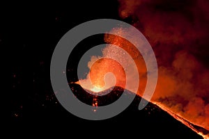 Explosion Etna 2 photo