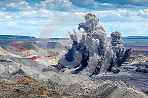 Explosure on open pit