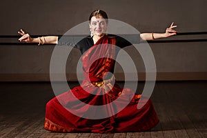 Exponent of Bharat Natyam dance photo