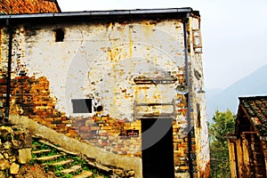 Exposure of crops in Autumn season at Huanglin village